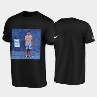 Men's Buccaneers Tom Brady Black Combine Draft Photo Player Graphic T-Shirt
